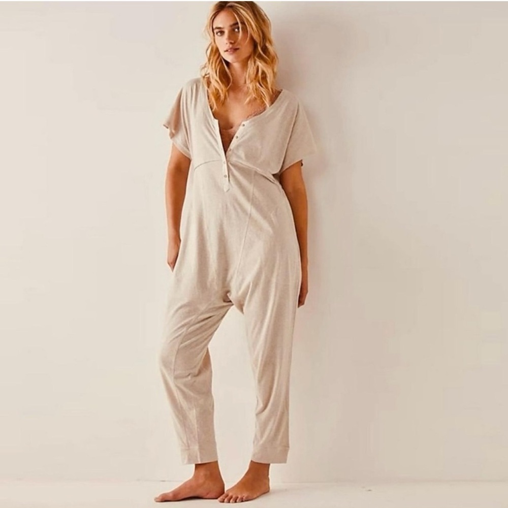 NEW FREE PEOPLE Intimately Henley Pillow Talk Short Sleeve Knit Jumpsuit Onesie